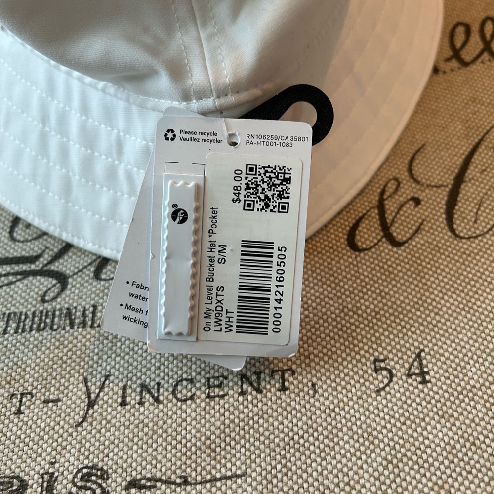 Lululemon Athletica White Bucket Hat - Picture 4 of 5
